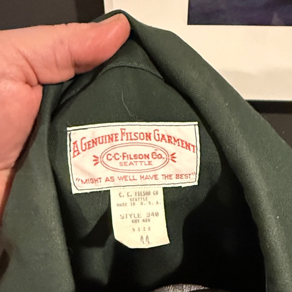 Filson Dark Green Field Jacket - Picture 2 of 3